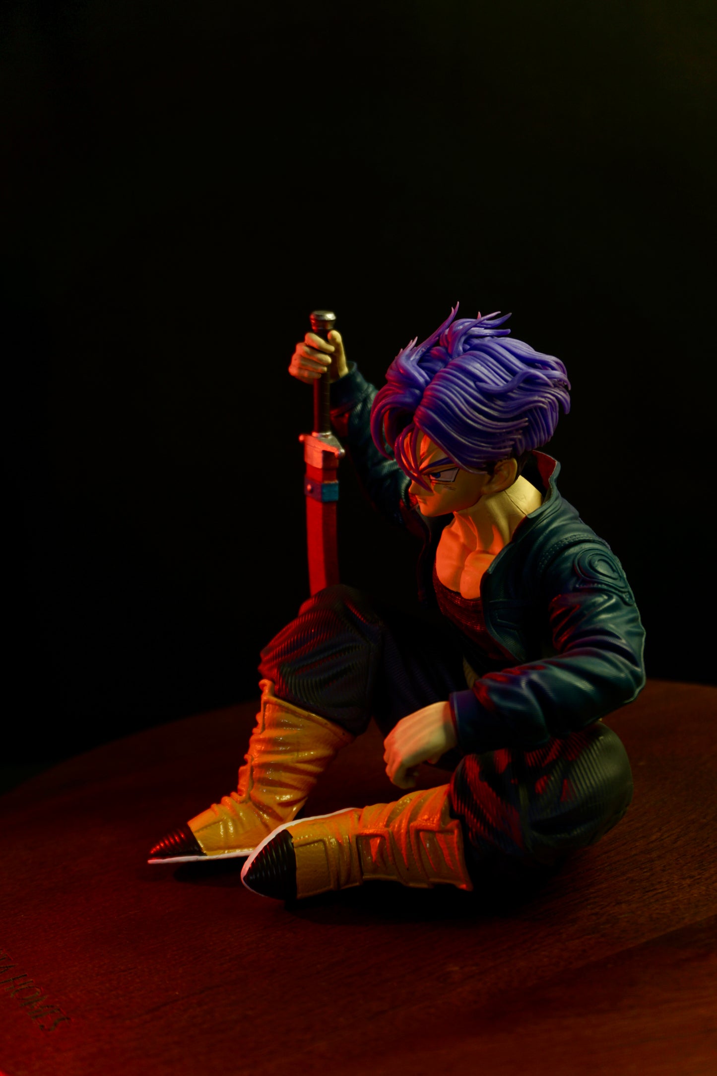 Future Trunks – Silent Warrior Figure