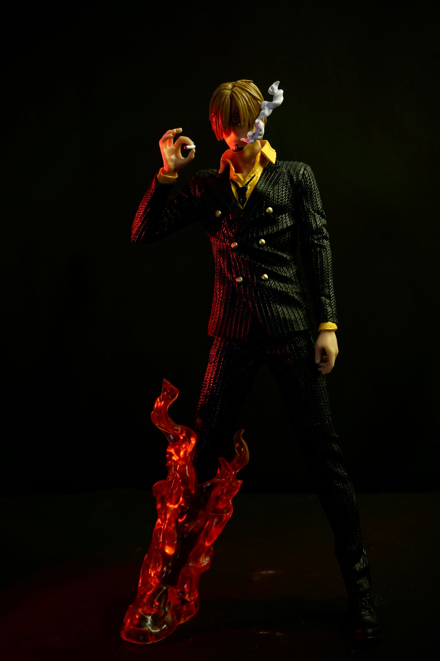 Black Suit Sanji – Stylish Pirate Chef Figure 36 cm