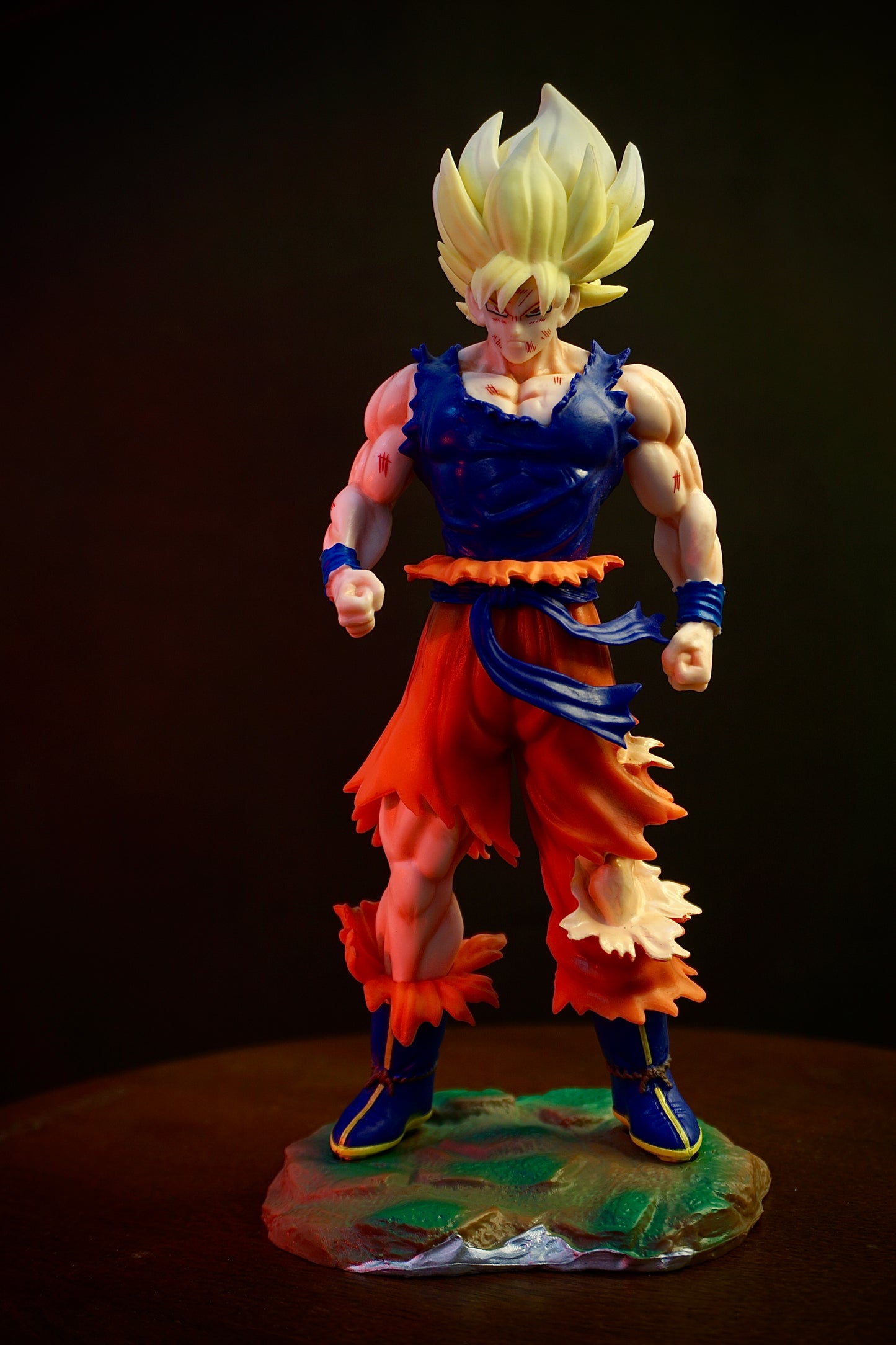 Super Saiyan Goku – Battle Damaged Warrior Edition